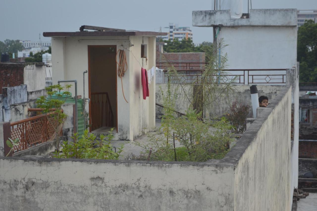 Azure Family Paying Guest House Varanasi Exterior foto